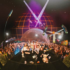 LIVE AT WONDERWORLD Vol.1